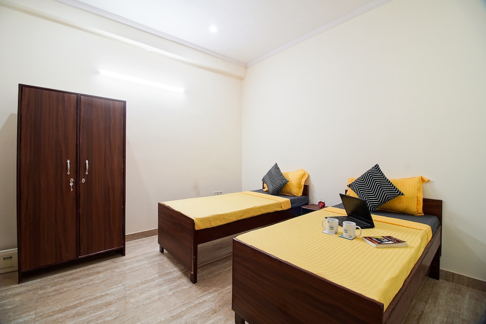 OYO LIFE GRG1609 Sec 62 CRPF Rd, Golf Course Road, Gurgaon