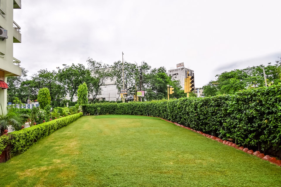 Capital O 46251 Hotel Shikha, C Scheme Jaipur, Jaipur