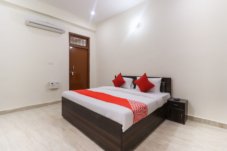 OYO A R Hotel, Gomti Nagar Lucknow, Lucknow