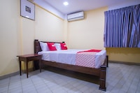 OYO 44015 Mk Inn Hotel