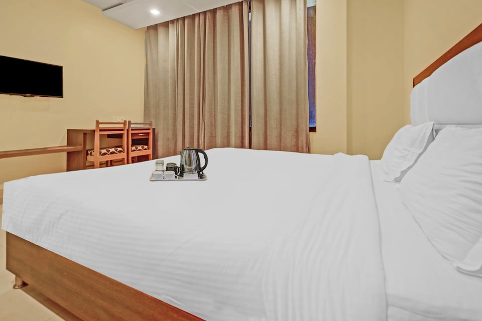 Townhouse 652 Hotel Royal Akshayam, C Scheme Jaipur, Jaipur