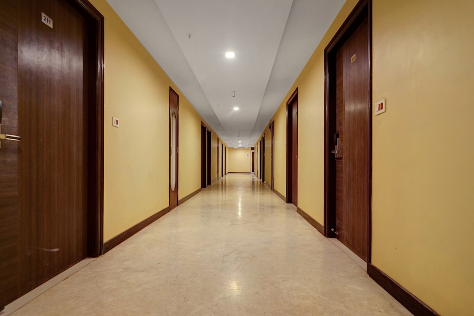 Townhouse 652 Hotel Royal Akshayam, C Scheme Jaipur, Jaipur