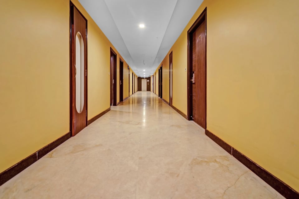 Townhouse 652 Hotel Royal Akshayam, C Scheme Jaipur, Jaipur