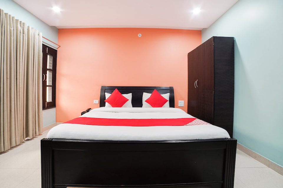 OYO 46312 Hotel Cedar Plaza, Champawat, Champawat