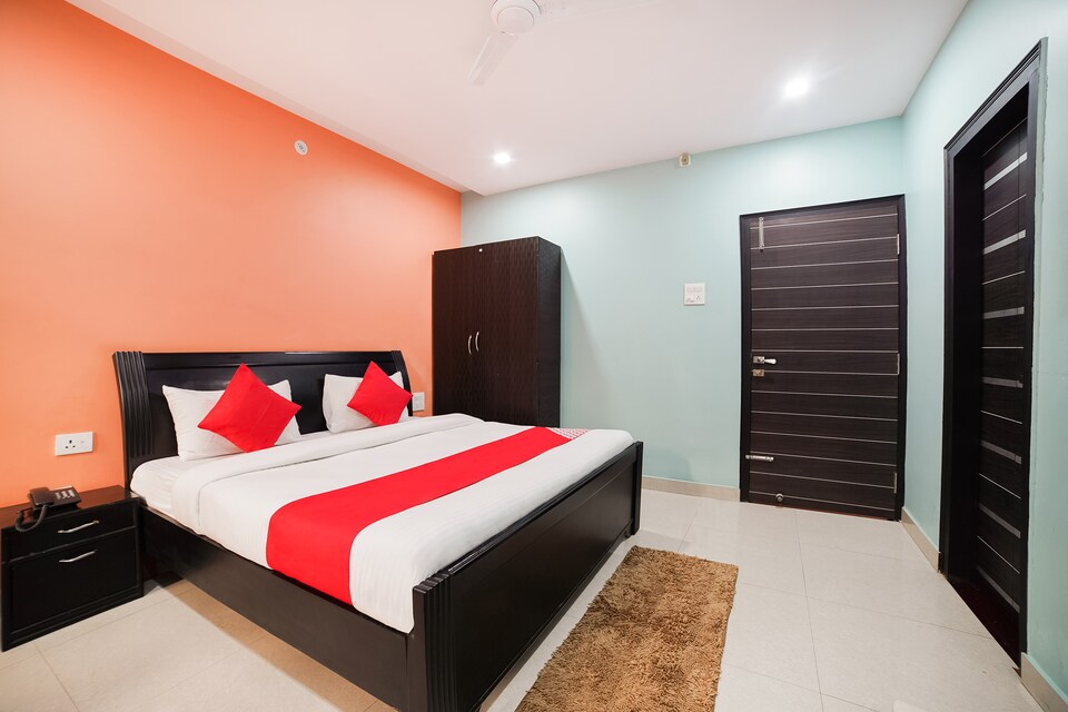 OYO 46312 Hotel Cedar Plaza, Champawat, Champawat