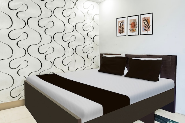 Hotel O Russel Chowk Formerly VN Residency Jabalpur