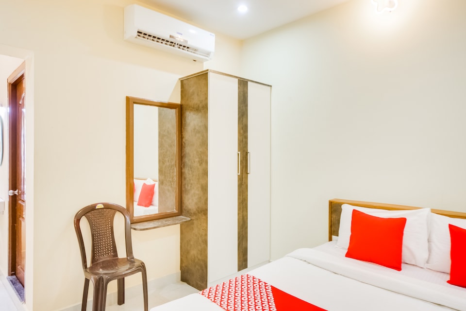 OYO 46320 Avs Mahal , Thiruthani, Thiruthani