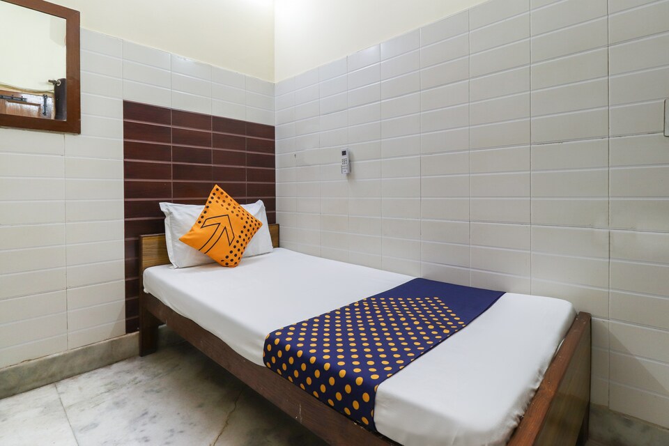 SPOT ON 46322 Rastogi Guest House, Moradabad, Moradabad