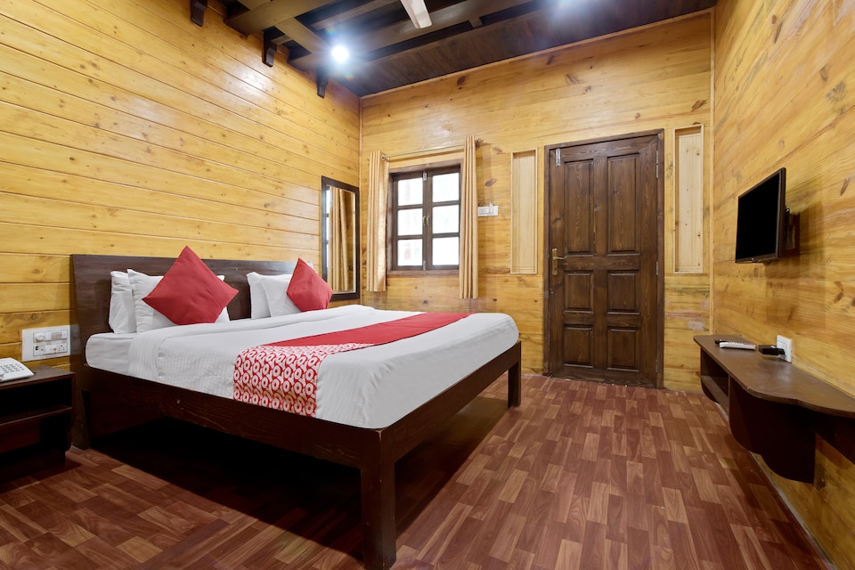 OYO 46347 Ratnasindhu Beach Resort , Malvan, मालवन