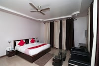 OYO Sheetal Hotel