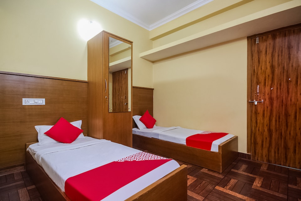 OYO 46399 Arabian Lodge, Bendoorwell Mangalore, Mangalore