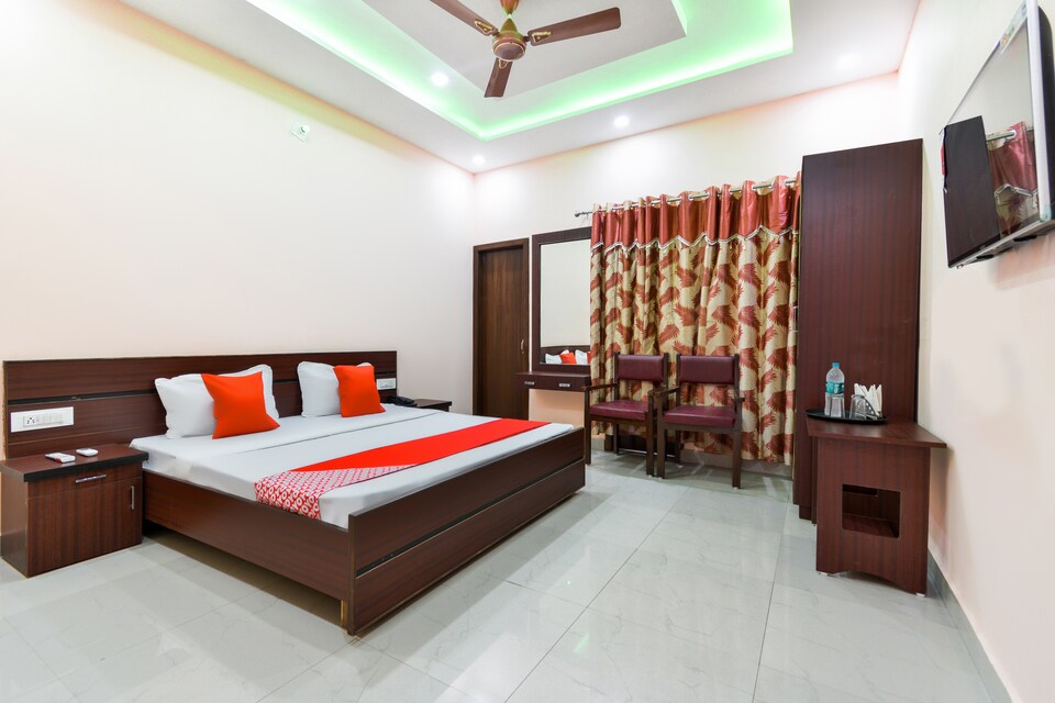 OYO 46409 Hotel Metro'z, Batala, Batala