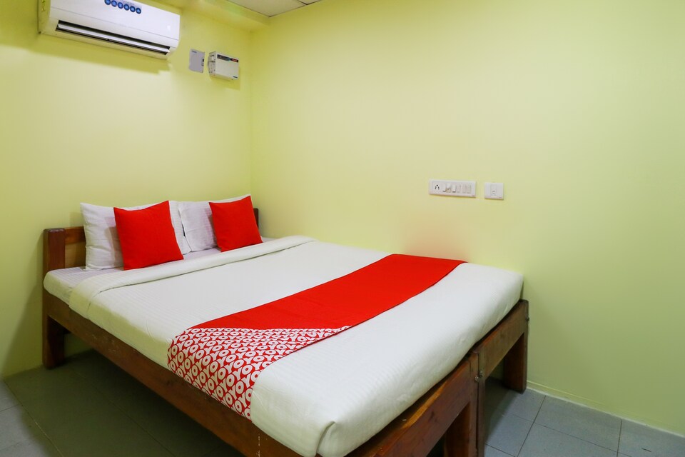 OYO 46415 Kmr Lodge, Vellore City, Vellore