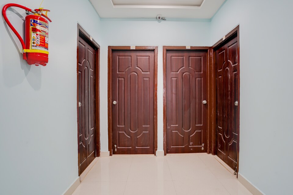 OYO 46419 Moon Light Hospitality, Gachibowli-II, Hyderabad