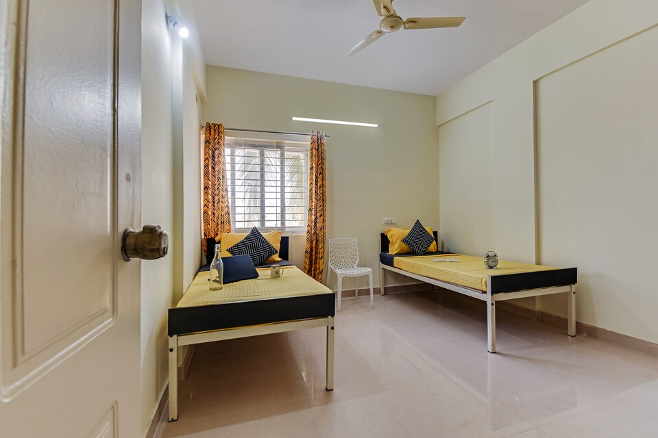 OYO LIFE BLR1700 Nr Manyata Tech Park, Hebbal Bangalore, Bangalore