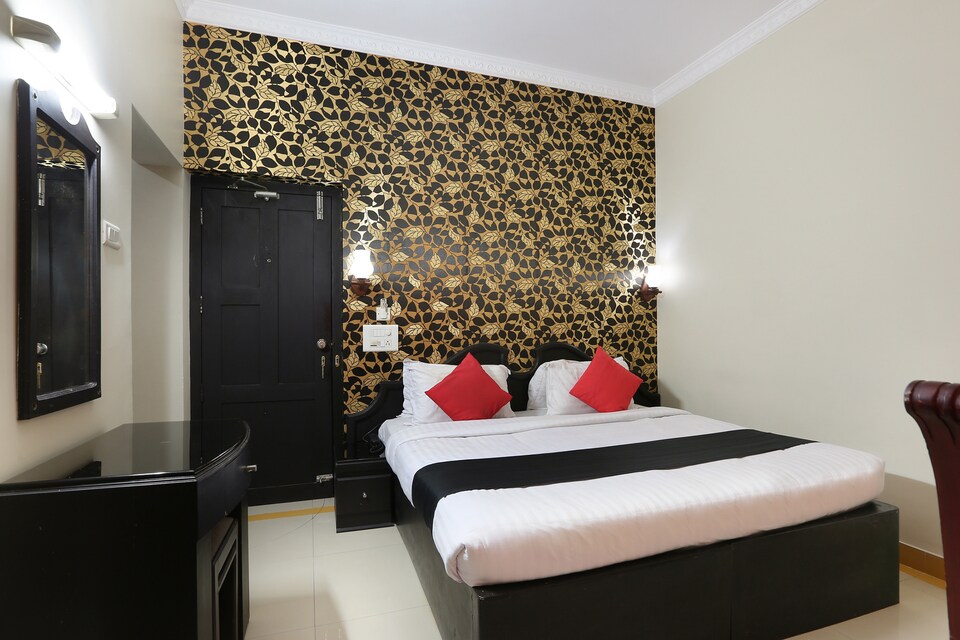 Capital O 46475 Gd International Redfort, Malappuram Town, Malappuram