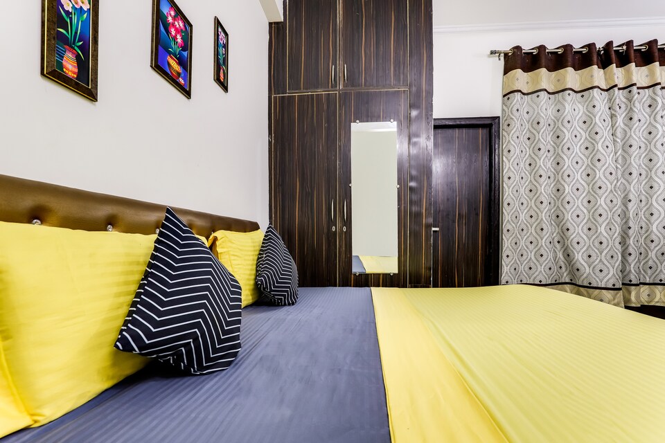 OYO LIFE NOD684 Nr Amity University, Noida City, Noida