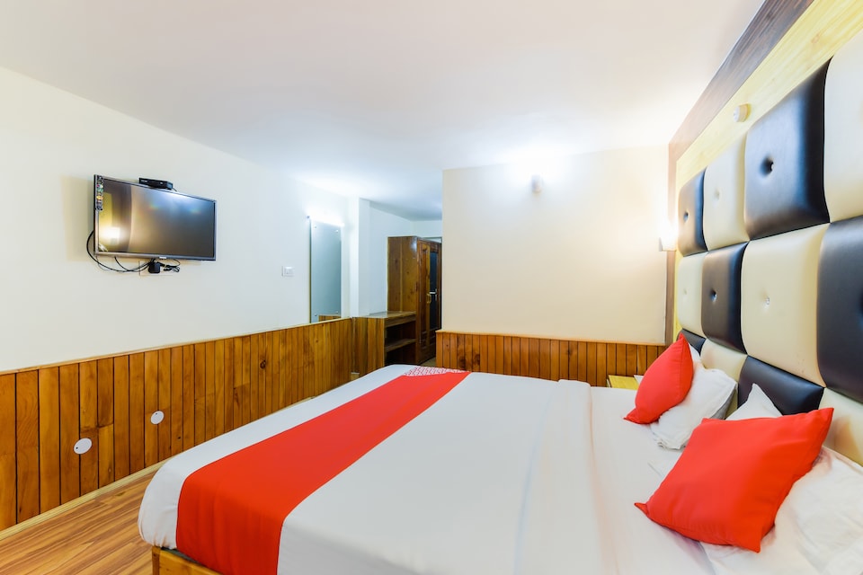 OYO 46485 Hotel Vijayant, Mall Road Manali, Manali