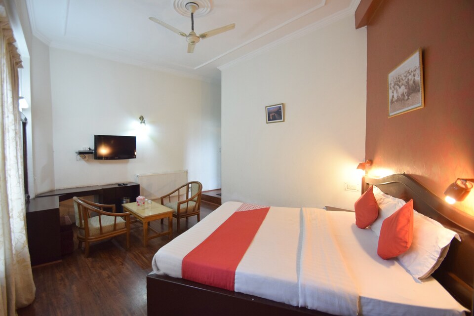 OYO 4642 Hotel Nishat View, Nishat Srinagar, Srinagar