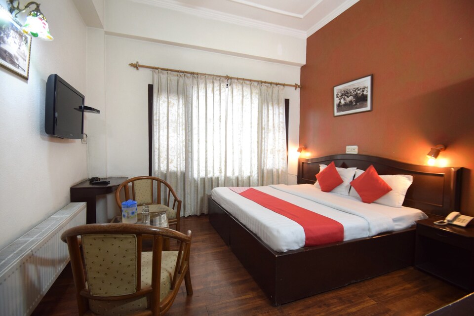 OYO 4642 Hotel Nishat View, Nishat Srinagar, Srinagar