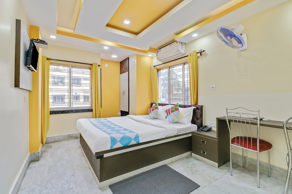 OYO Home 46489 Designer Stay Airport Road., VIP Road Kolkata, कोलकाता