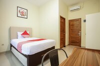 OYO 1241 Eirini Family Homestay