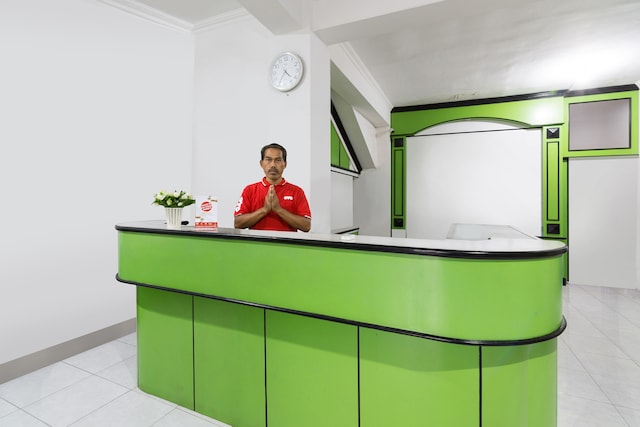 OYO 1242 Penginapan Rb Syariah