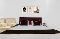 Super Collection O Vrindavan Yojna Lucknow Formerly Khushboo Palace