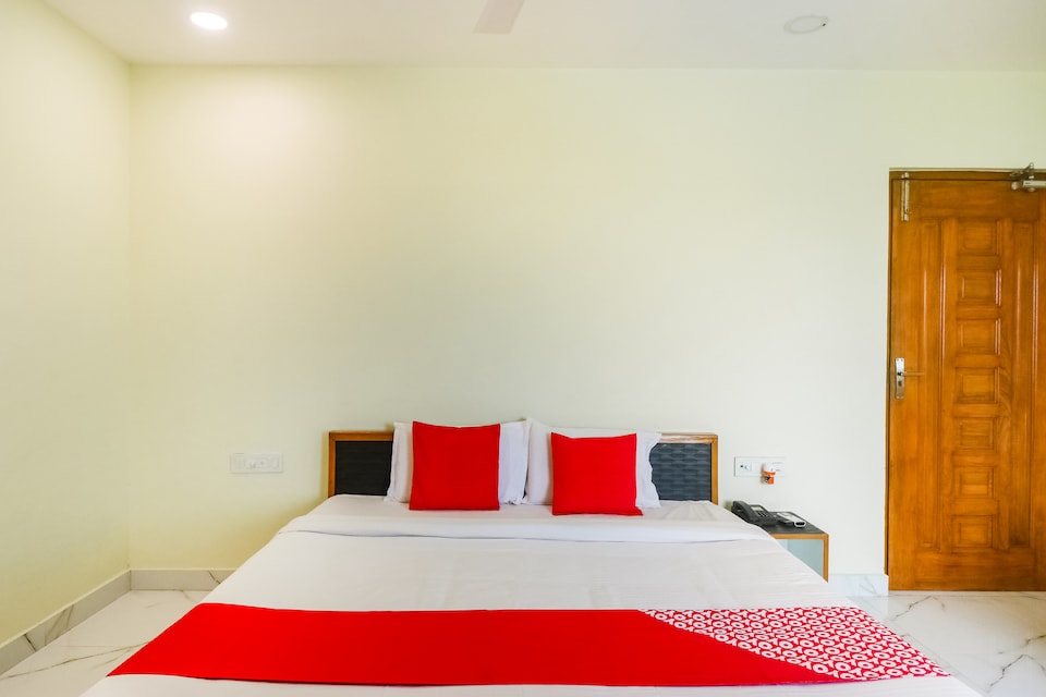 Capital O 46562 Amaran Hotels, Madurai City Centre, Madurai