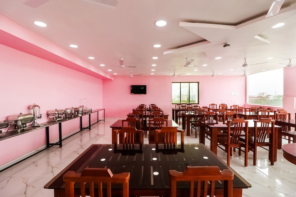 Capital O 46562 Amaran Hotels, Madurai City Centre, Madurai