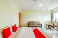 OYO 46562 Amaran Hotels By Sl Hotels Deluxe