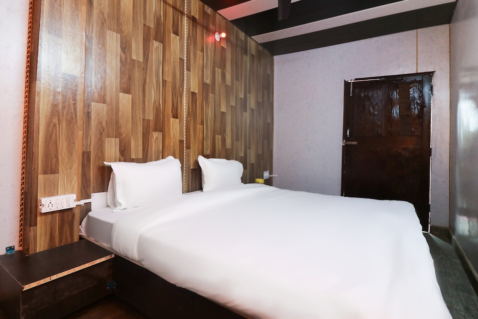 SPOT ON 46572 Atithi Home Stay, Dehradun ISBT, Dehradun