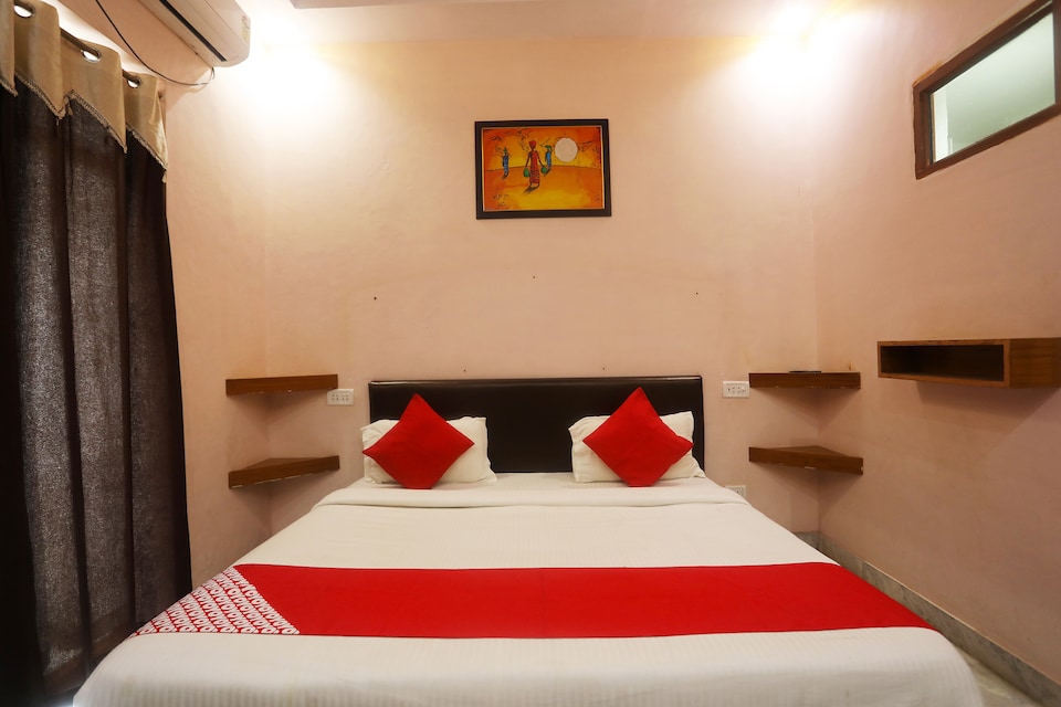 OYO 46606 Hotel Royal Chandela, Khajuraho, Khajuraho