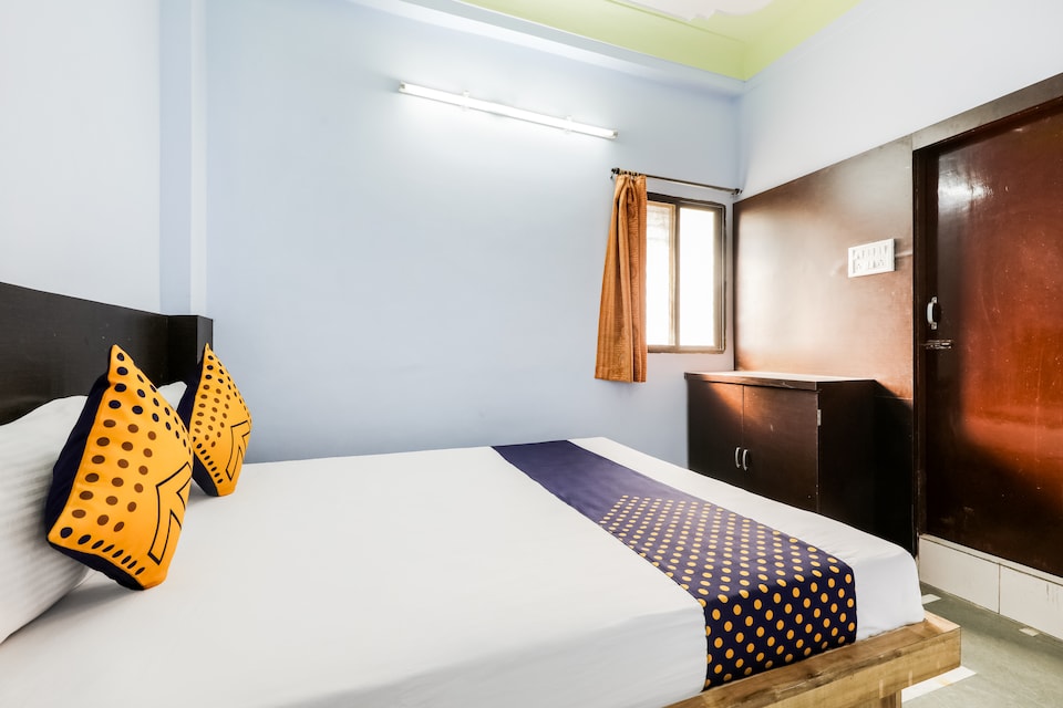 SPOT ON 46607 Shree Shivtam Stay, Ujjain Indore Road, Ujjain