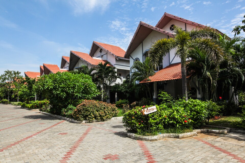 OYO 46628 Pheonix Inn, Kottivakkam, Chennai