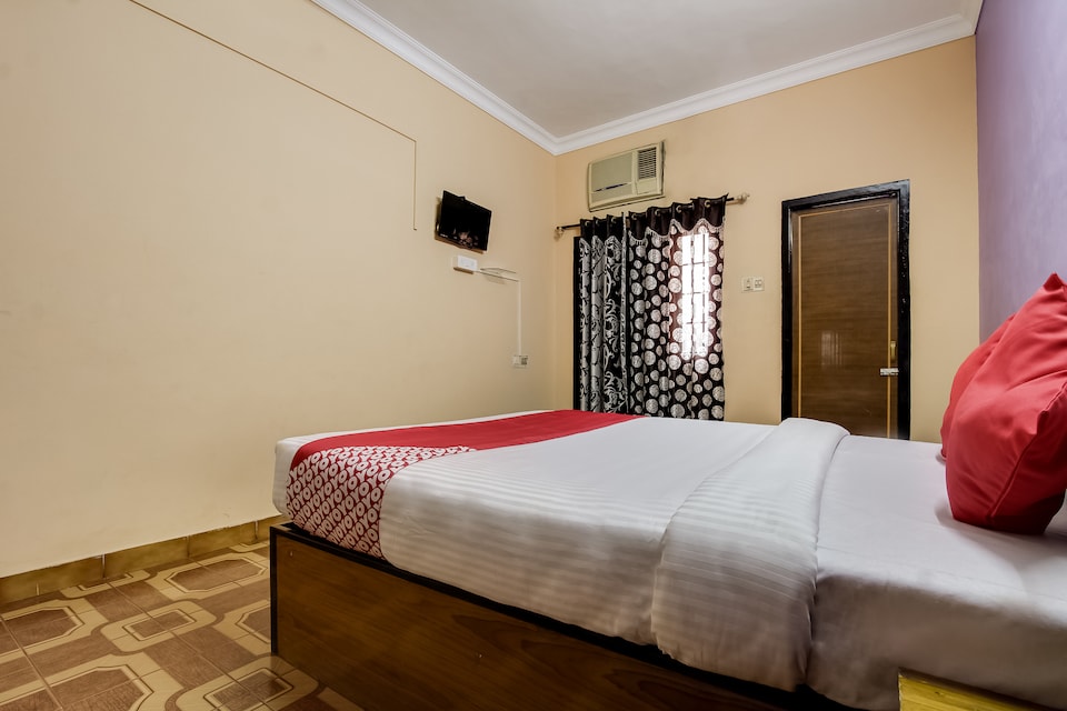 Hotel O Sree Saravanan Bhavan, Mettupalayam Road, Coimbatore