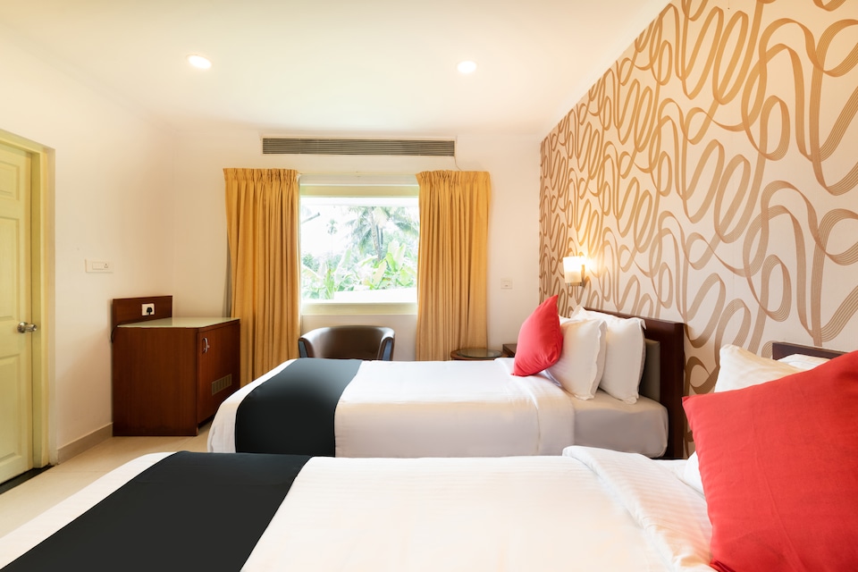 Capital O 46644 Hotel Armani, Mundakayam, Kottayam