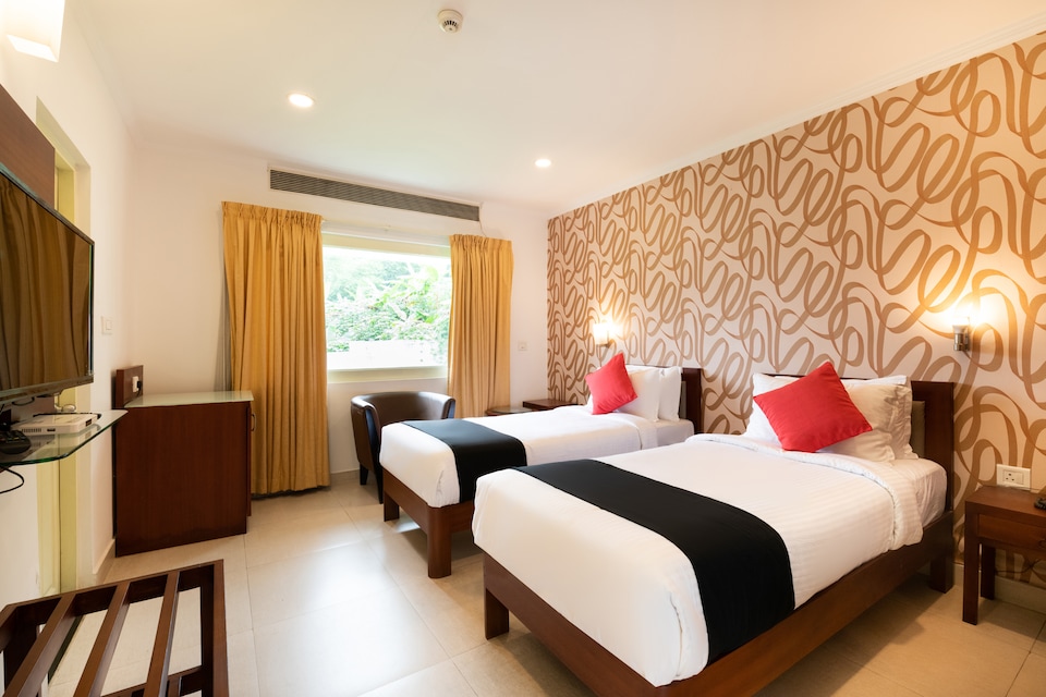 Capital O 46644 Hotel Armani, Mundakayam, Kottayam