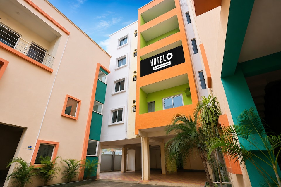 Hotel O Laxmisagar Bhubaneswar Formerly Avisi Residency, Railway Station Bhubneshwar, Bhubaneswar