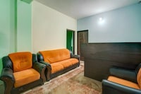 Hotel O Avisi Residency
