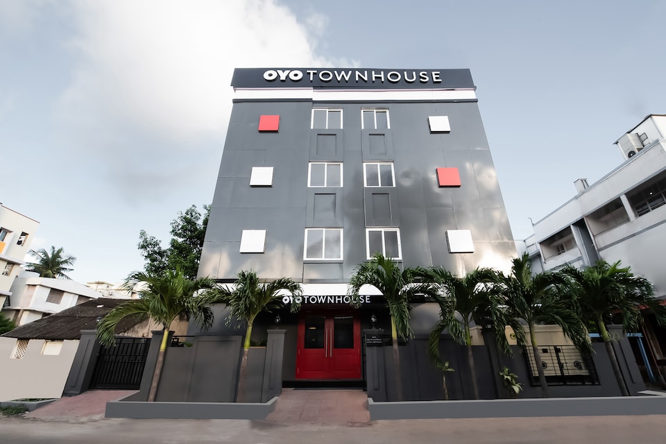 OYO Townhouse 233 Sector 1 MVP Colony, MVP Colony Visakhapatnam, Visakhapatnam