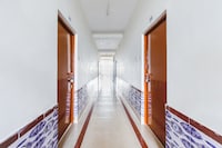 SPOT ON Sharav Chandra's Hotel