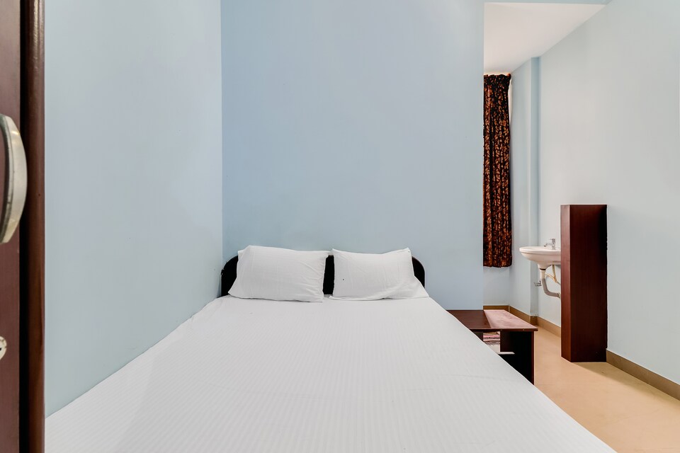 SPOT ON 46666 Hotel Ck International , Chandapura Extension Bangalore, Bangalore