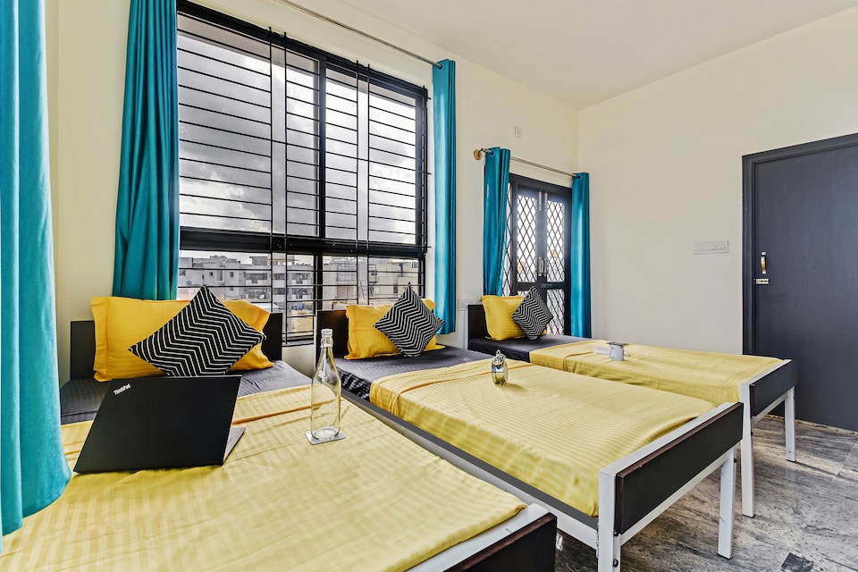 OYO LIFE BLR1710 HBR Layout, Manyata Bangalore, Bangalore