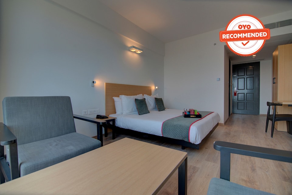 OYO Townhouse 322 Hotel Jaiman, Lal Kothi, Jaipur