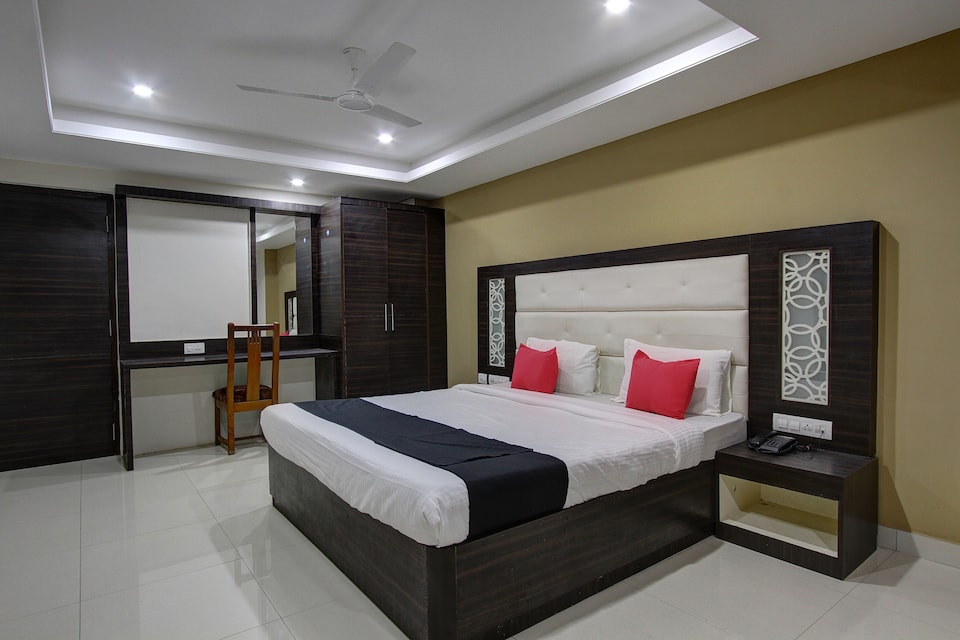 Capital O 46699 Hotel Insta, Gandhipuram Coimbatore, Coimbatore