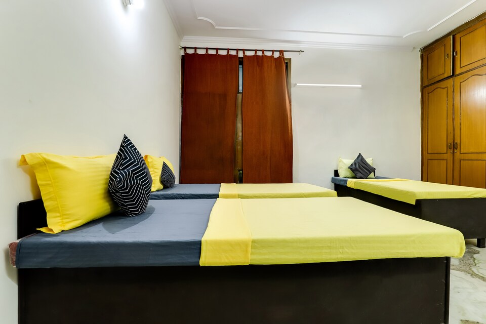 OYO LIFE NOD687 Sector 18, Noida City, Noida