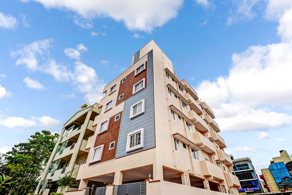 OYO LIFE BLR1715 Manyata Tech Park, Manyata Bangalore, Bangalore