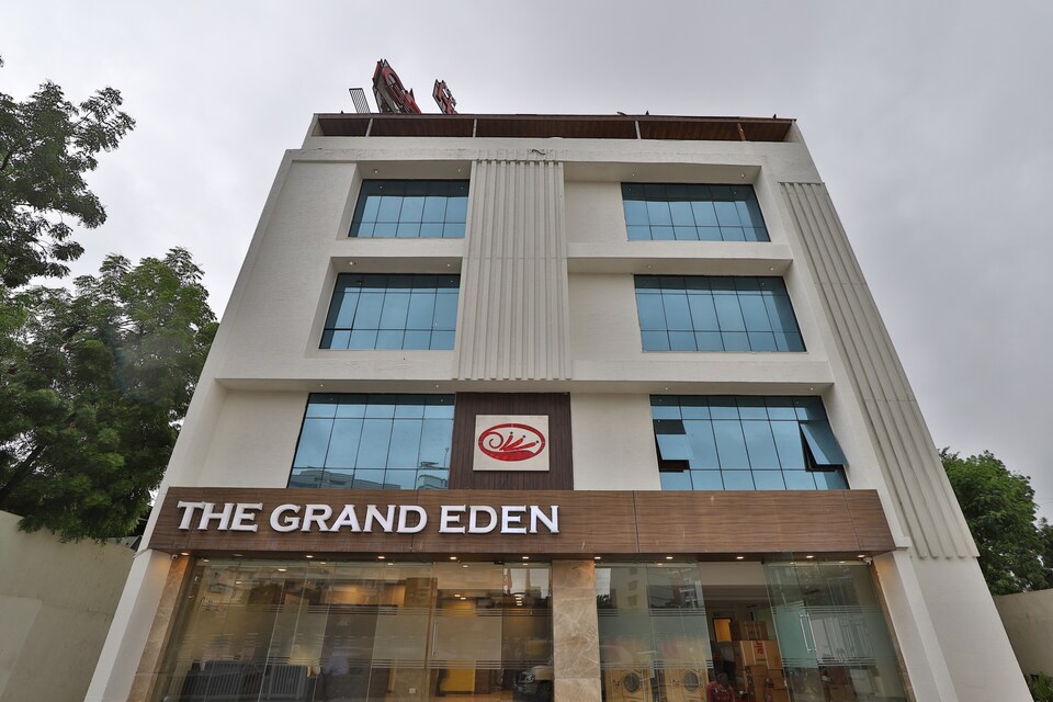 Collection O Bodakdev, SG Highway Ahmedabad, Ahmedabad