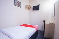 OYO 44041 Sovotel Express Hotel Sri Petaling 159